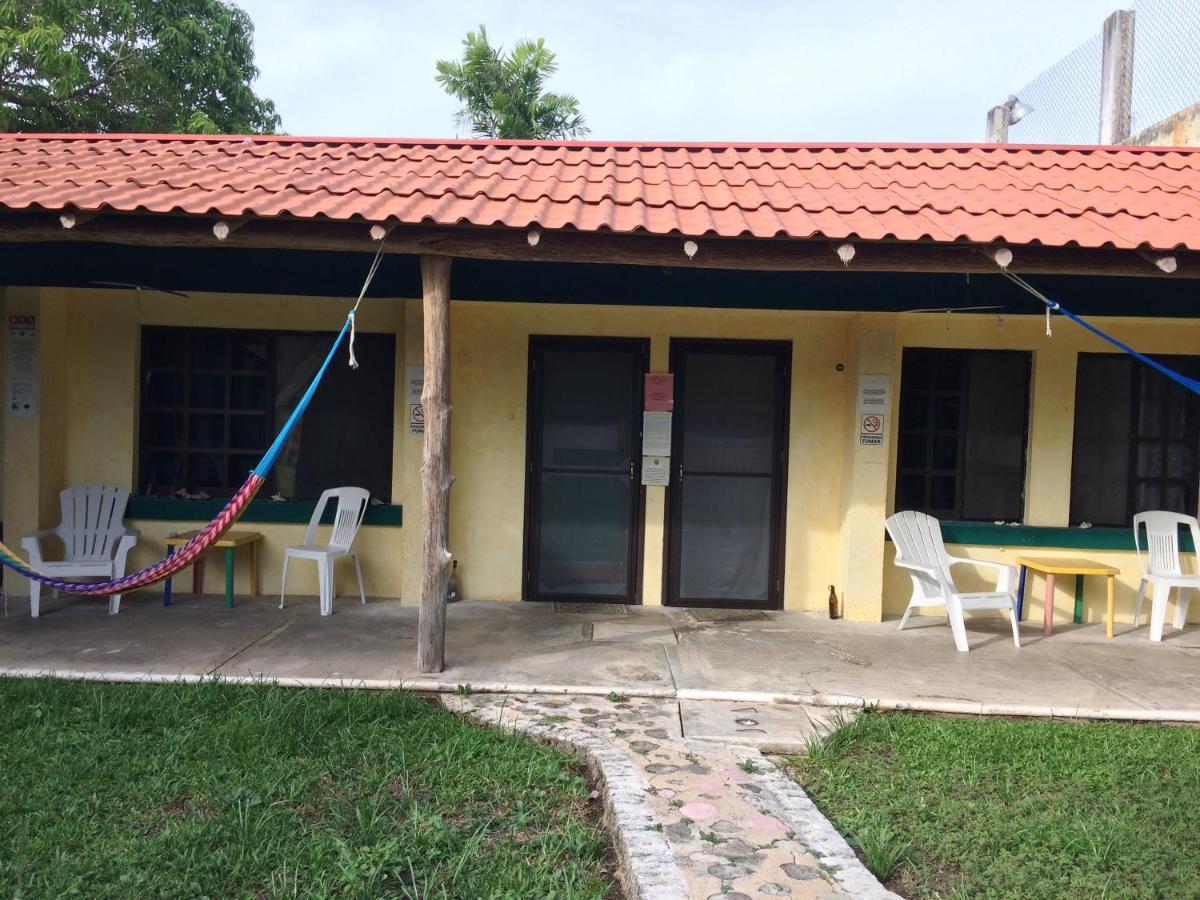 Amigos Hostel 코수멜 외부 사진